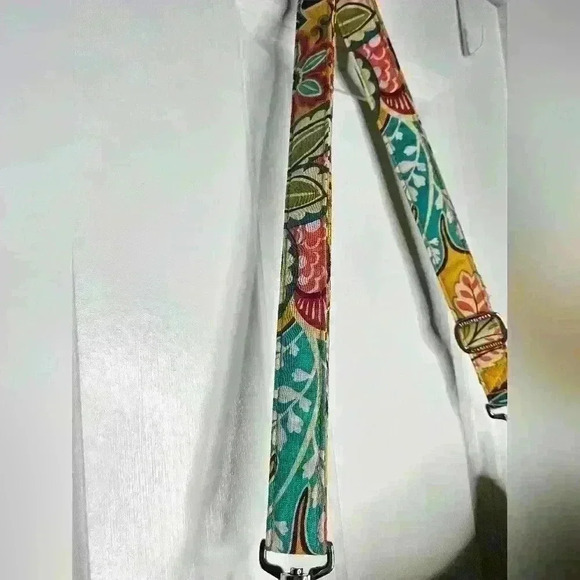 Vera Bradley Retired Convertible Crossbody Provencal - Picture 5 of 9